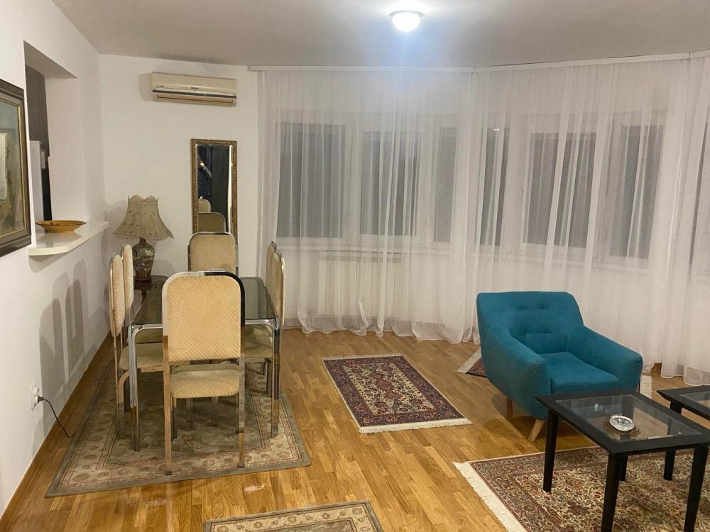 Izdavanje Kalenić pijaca-67m2 ID#2402 Izdavanje Kalenić pijaca-67m2 ID#2402