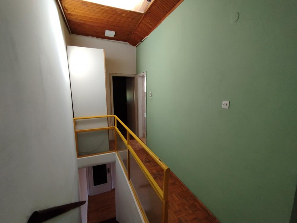 Izdaje se porodična kuća u nizu – Bežanijska kosa ID#2407