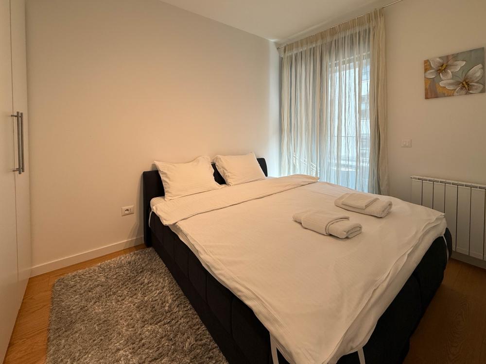 Izdaje se udoban stan u K district-u ID#2412