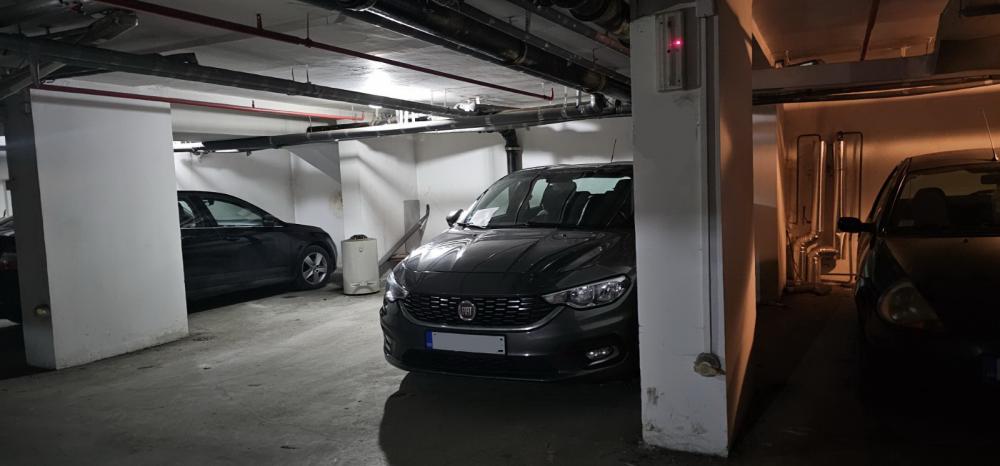 Garažno mesto - početak ul. Dimitrija Tucovića ID#2415