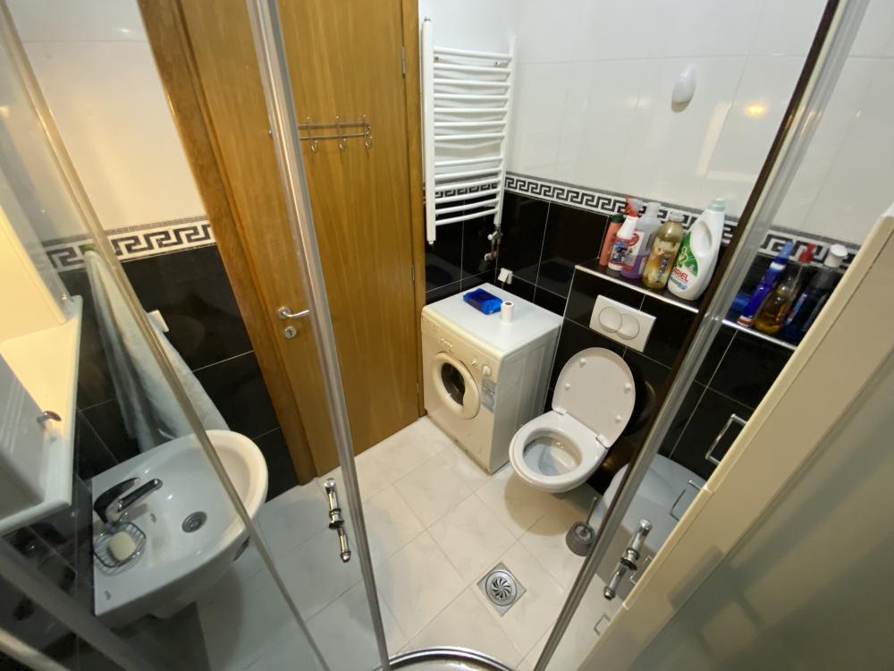 Stan kod Djeram pijace 60m2 - opcija Garaže ID#2421