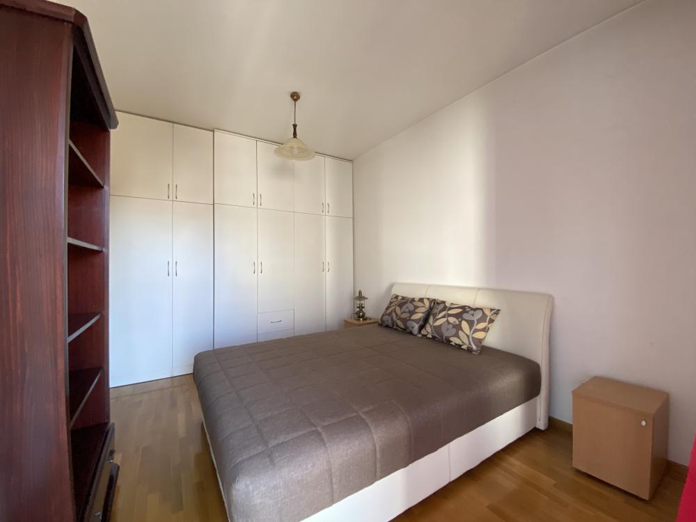 Stan kod Djeram pijace 60m2 - opcija Garaže ID#2421