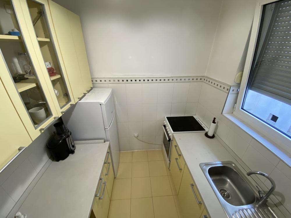 Stan kod Djeram pijace 60m2 - opcija Garaže ID#2421