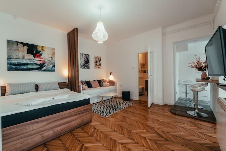 Izdaje se renoviran stan na top lokaciji ID#2424