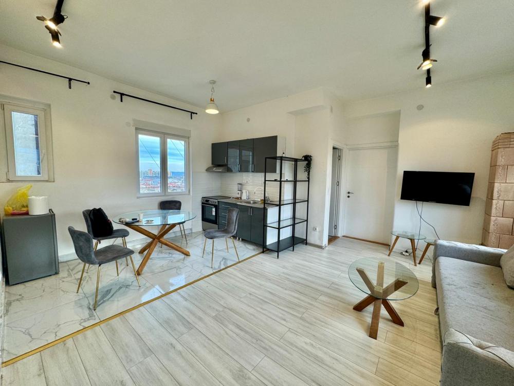 Stan na odličnoj lokaciji u srcu grada ID#2434