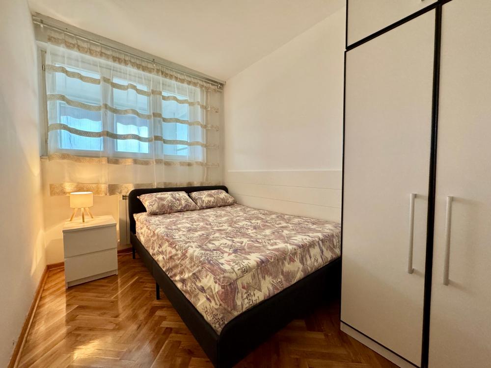 Odličan stan u blizini Američke ambasade ID#2435