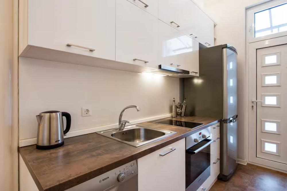 Izdaje se stan 91m2-3 spavaće sobe u samom centru Beograda ID#2442