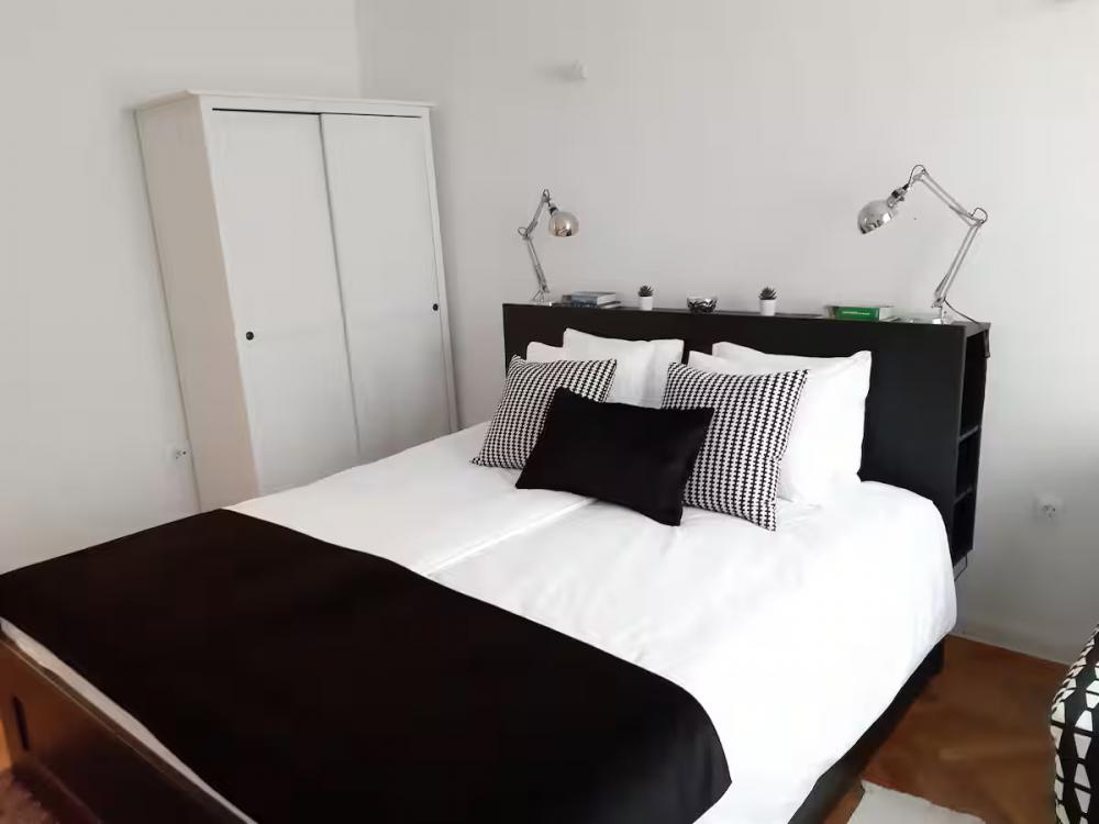 Izdaje se stan 91m2-3 spavaće sobe u samom centru Beograda ID#2442