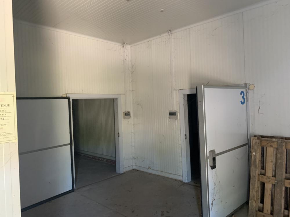 Hladnjača Magacin Barajevo - 400m2 - plac 60 Ari ID#2450