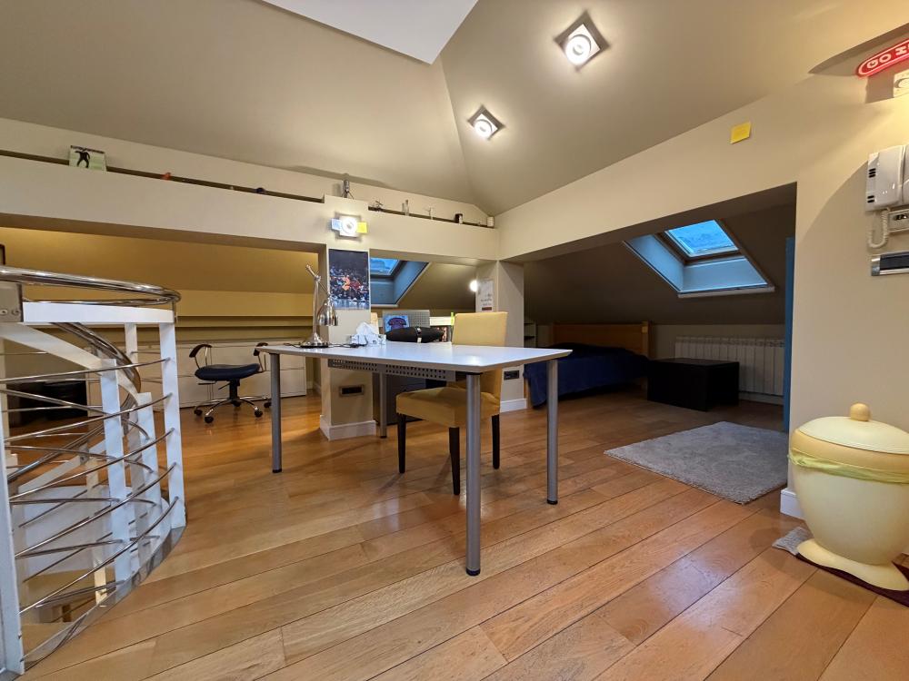 Luksuzan dupleks od 202 m² – Tolstojeva ulica ID#2451