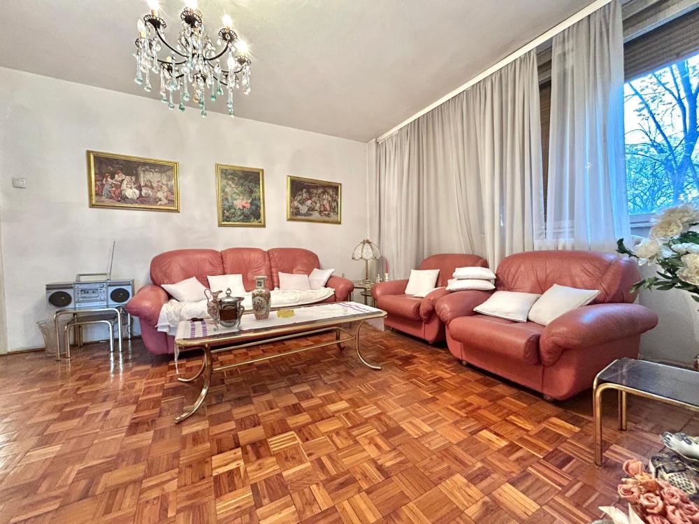 Stan Fontana 79m2, Novi Beograd - uknjižen ID#2453