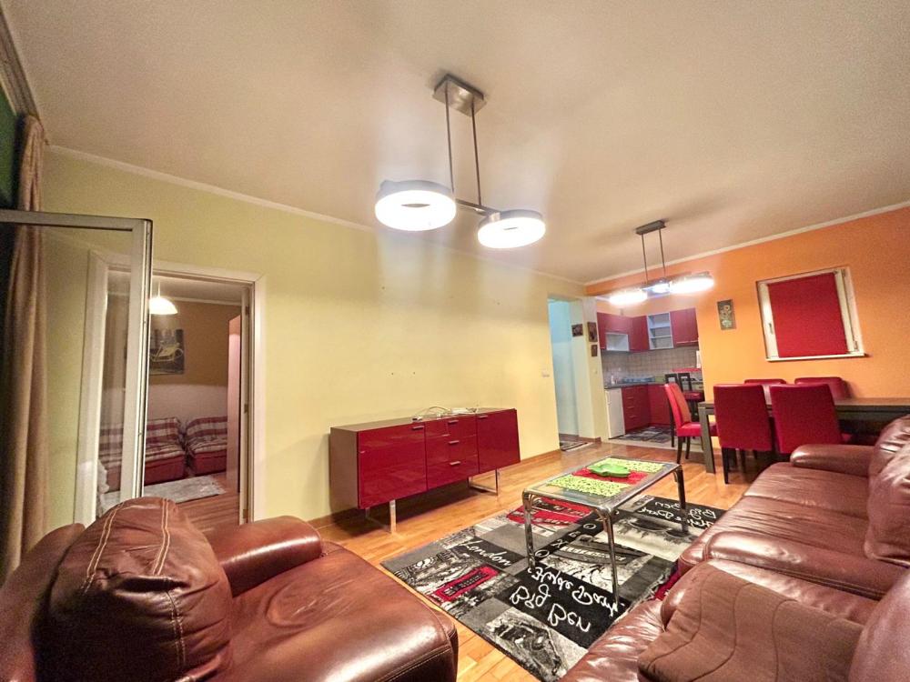 Ulcinjska 70m2 Komforan trosoban, Zvezdara ID#2454