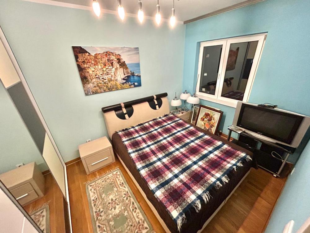 Ulcinjska 70m2 Komforan trosoban, Zvezdara ID#2454