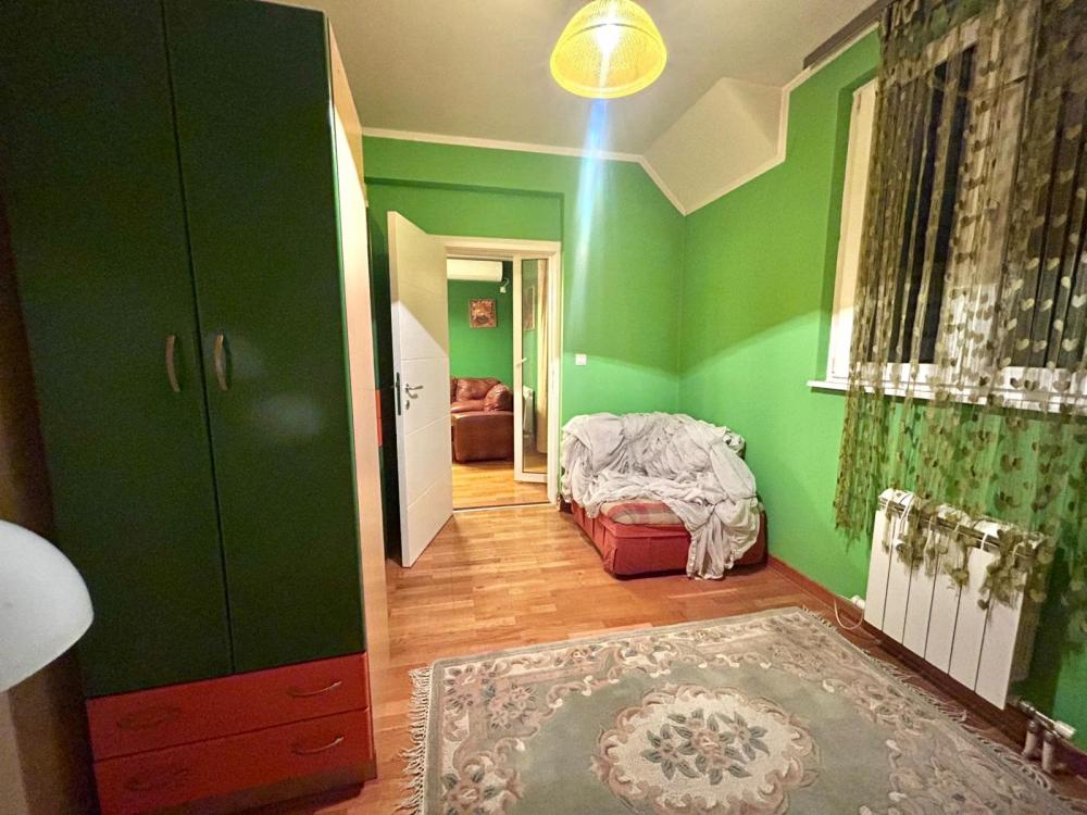 Ulcinjska 70m2 Komforan trosoban, Zvezdara ID#2454