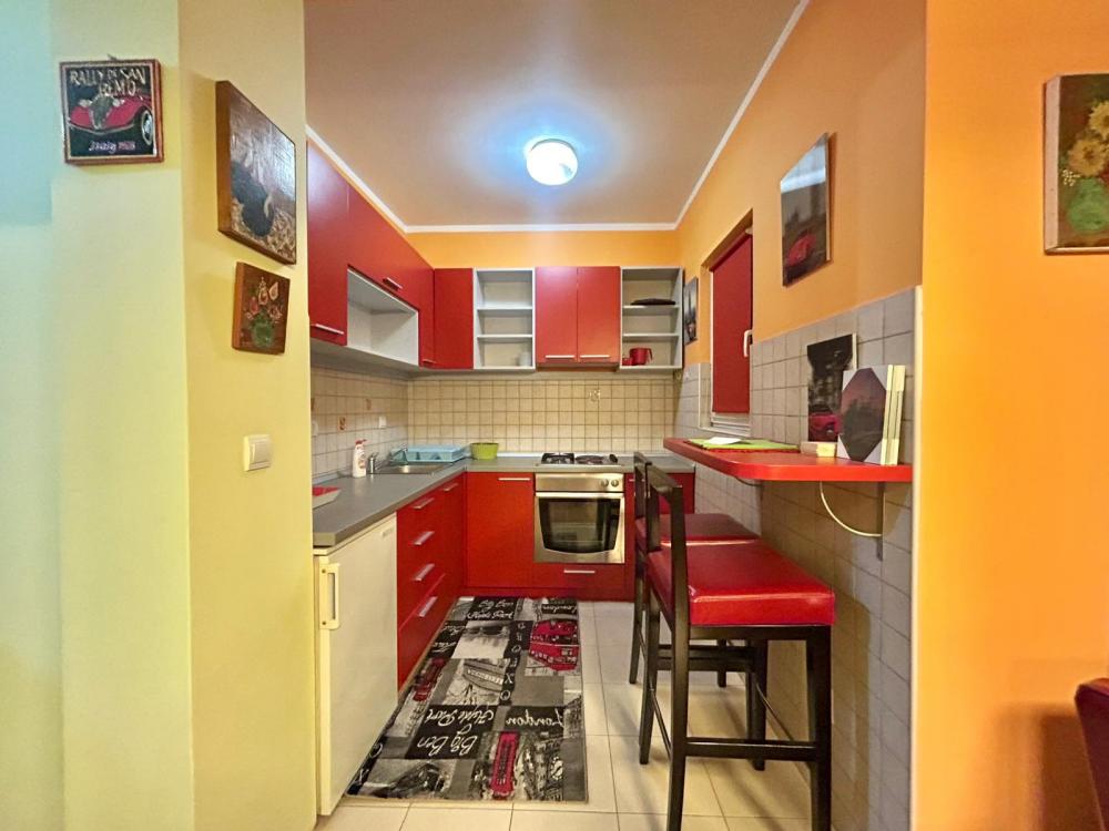 Ulcinjska 70m2 Komforan trosoban, Zvezdara ID#2454