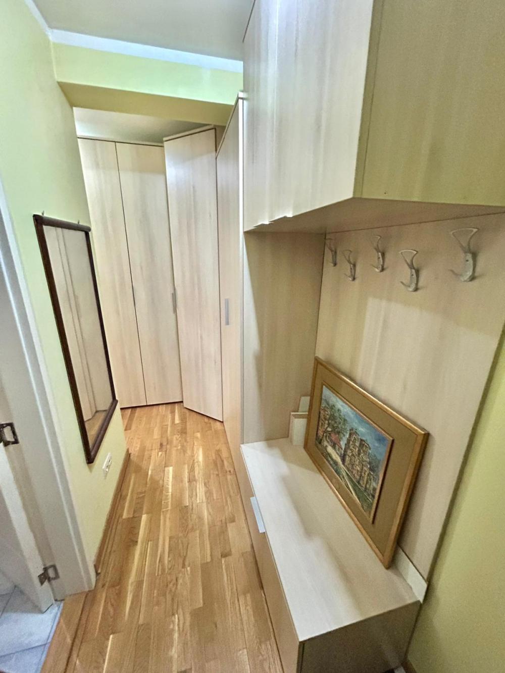 Ulcinjska 70m2 Komforan trosoban, Zvezdara ID#2454