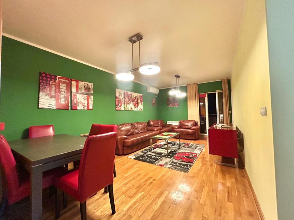 Ulcinjska 70m2 Komforan trosoban, Zvezdara ID#2454