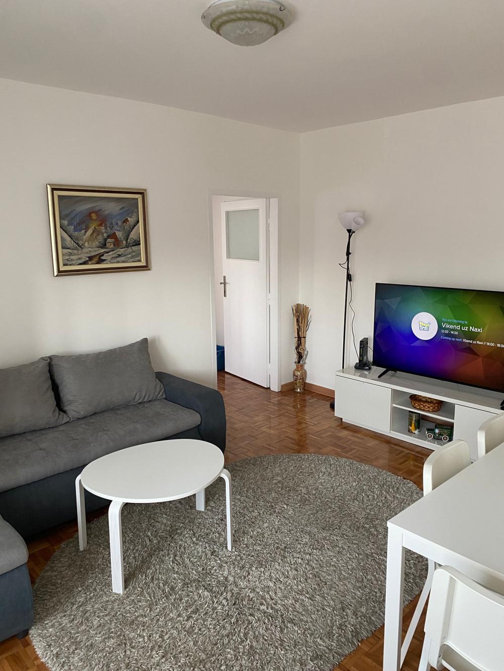 Izdaje se stan – Dedinje, preko puta Hyde Parka ID#2465