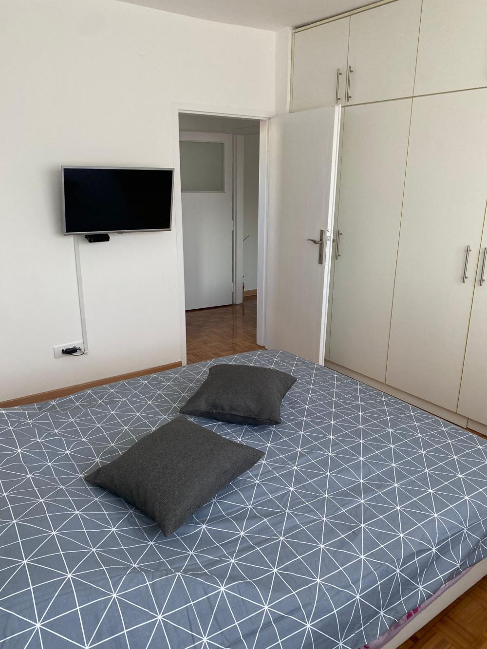 Izdaje se stan – Dedinje, preko puta Hyde Parka ID#2465