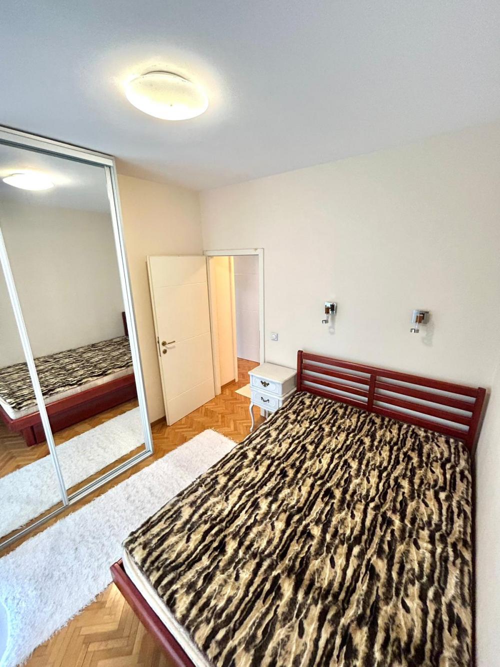 Izdaje se stan 77m2-Čukarički stadion 2 spavaće ID#2480