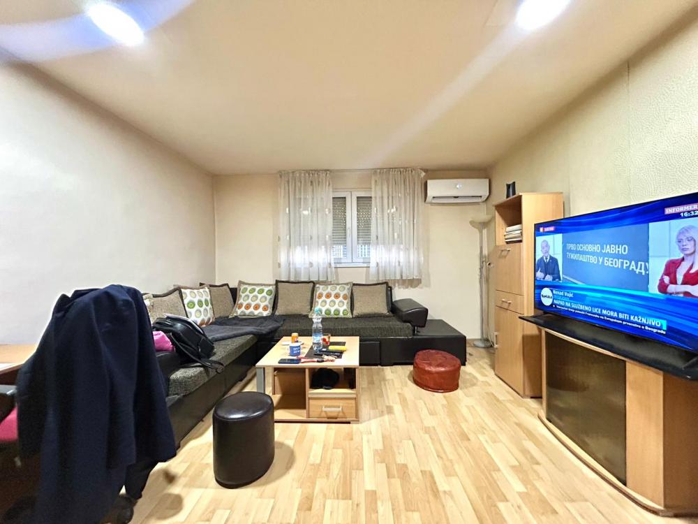 Park Bristol 41m2 - Karadjordjeva ulica ID#2484