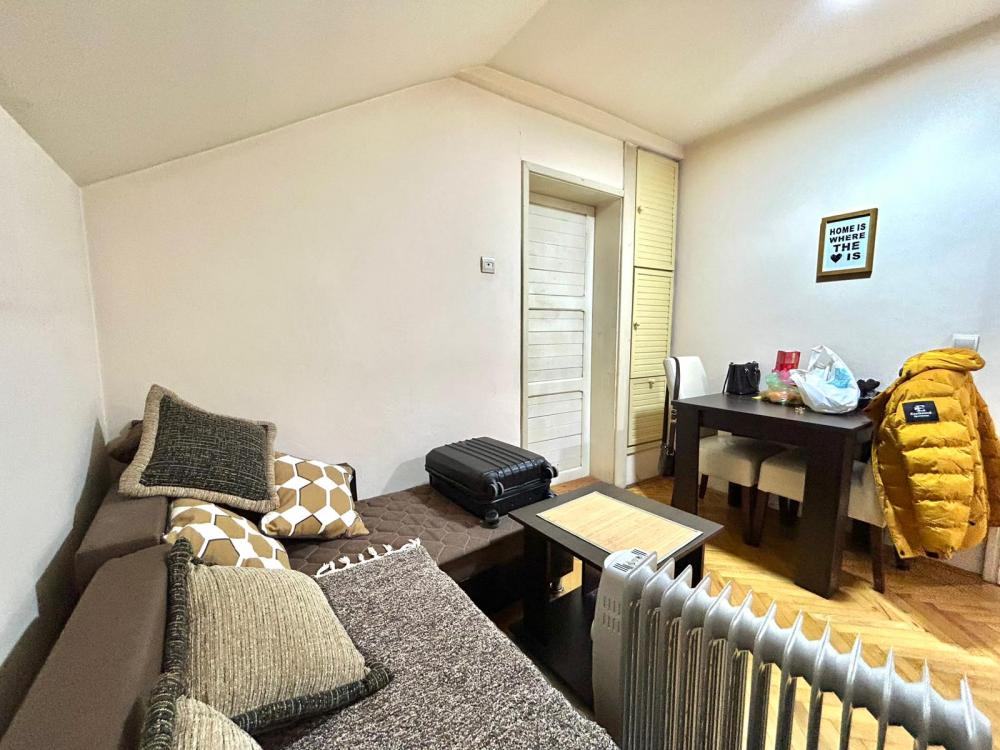 Park Bristol 41m2 - Karadjordjeva ulica ID#2484