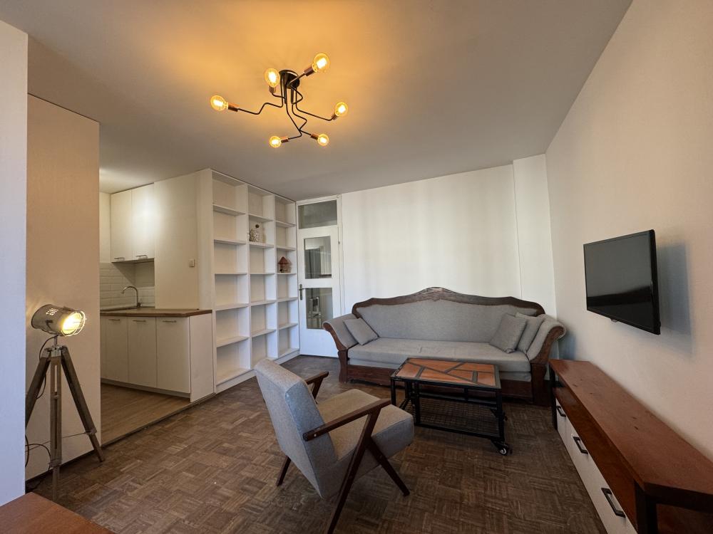 Dvosoban stan, Blok 63, Gandijeva ID#2487