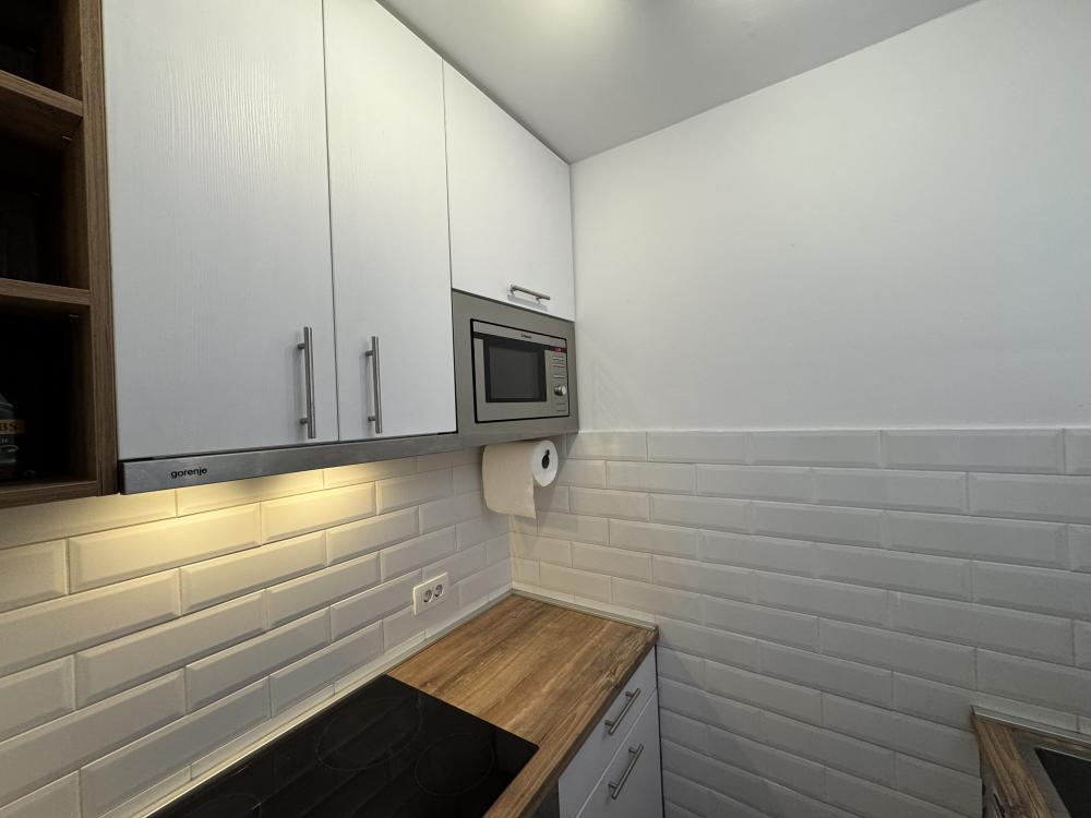 Dvosoban stan, Blok 63, Gandijeva ID#2487