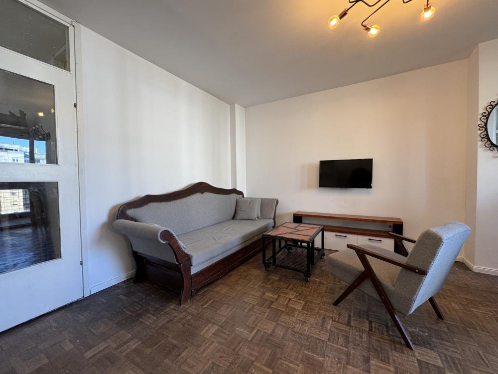 Dvosoban stan, Blok 63, Gandijeva ID#2487