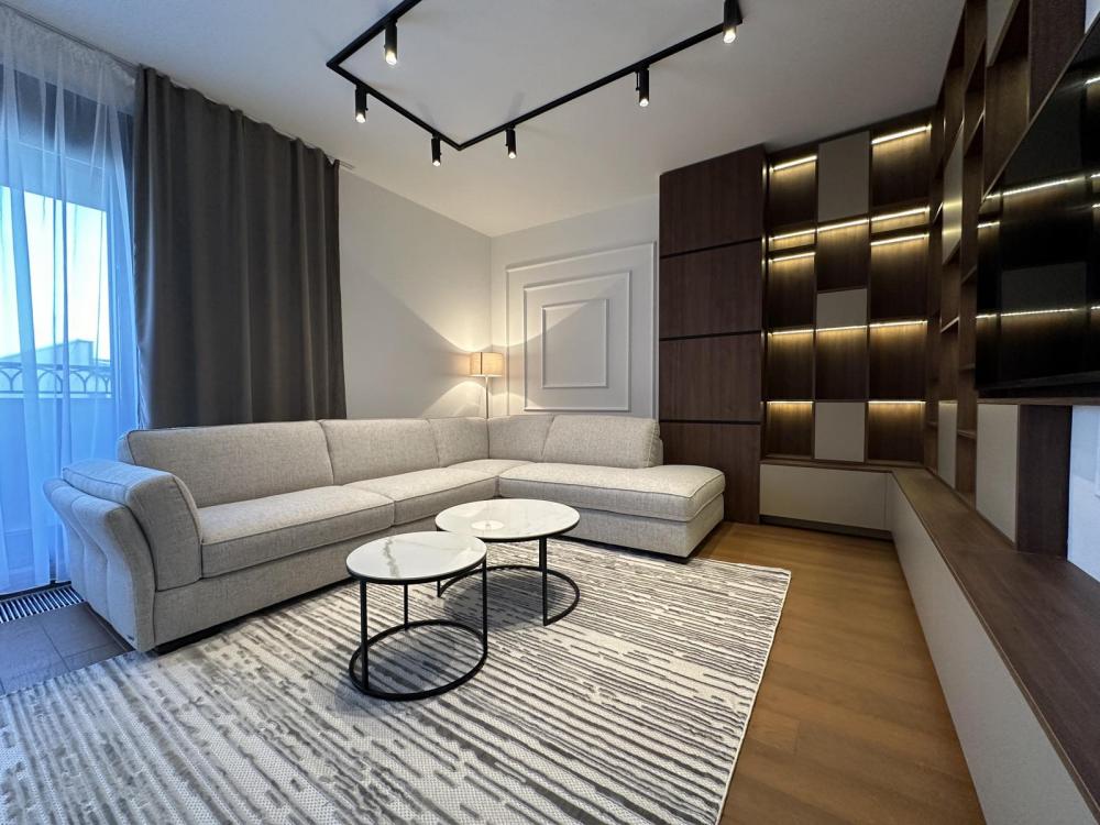 Luksuzni penthouse odmah useljiva sa parking mestom ID#2486