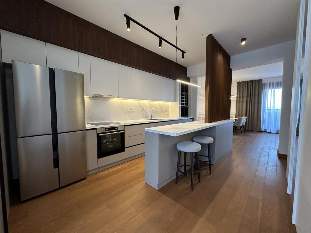 Luksuzni penthouse odmah useljiva sa parking mestom ID#2486