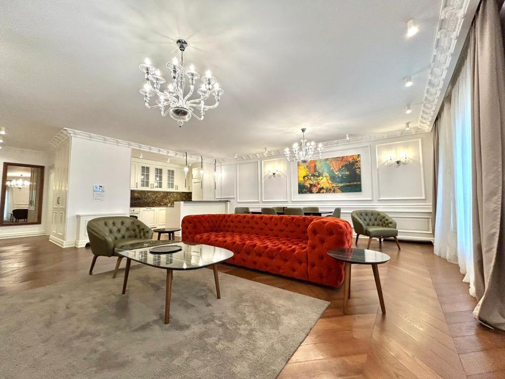 Ekskluzivan 125 m² stan Vračar,Garaža,svi troškovi uključeni ID#2491