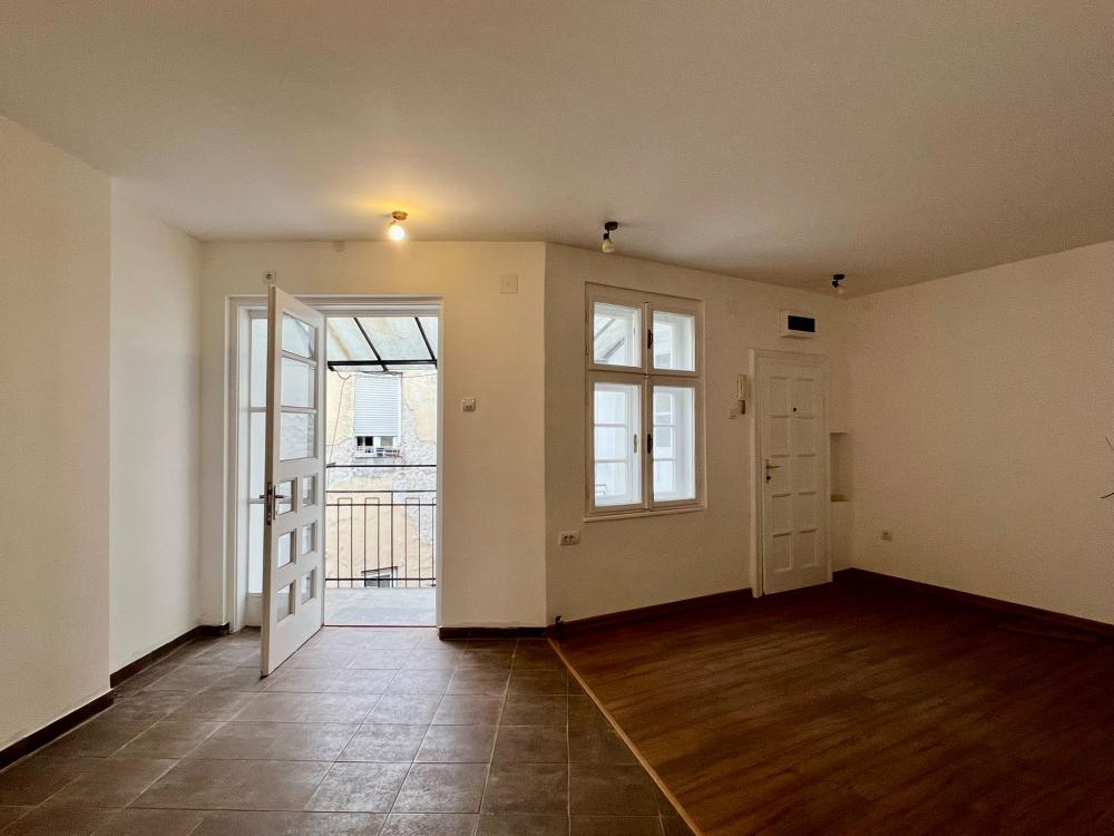 Nušićeva, pešačka zona odlična investicija. ID#2495