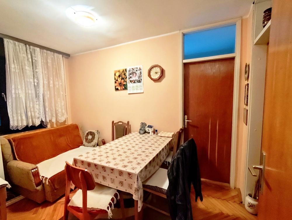 Prodaja 1.5 stan-Cerak ID#2503