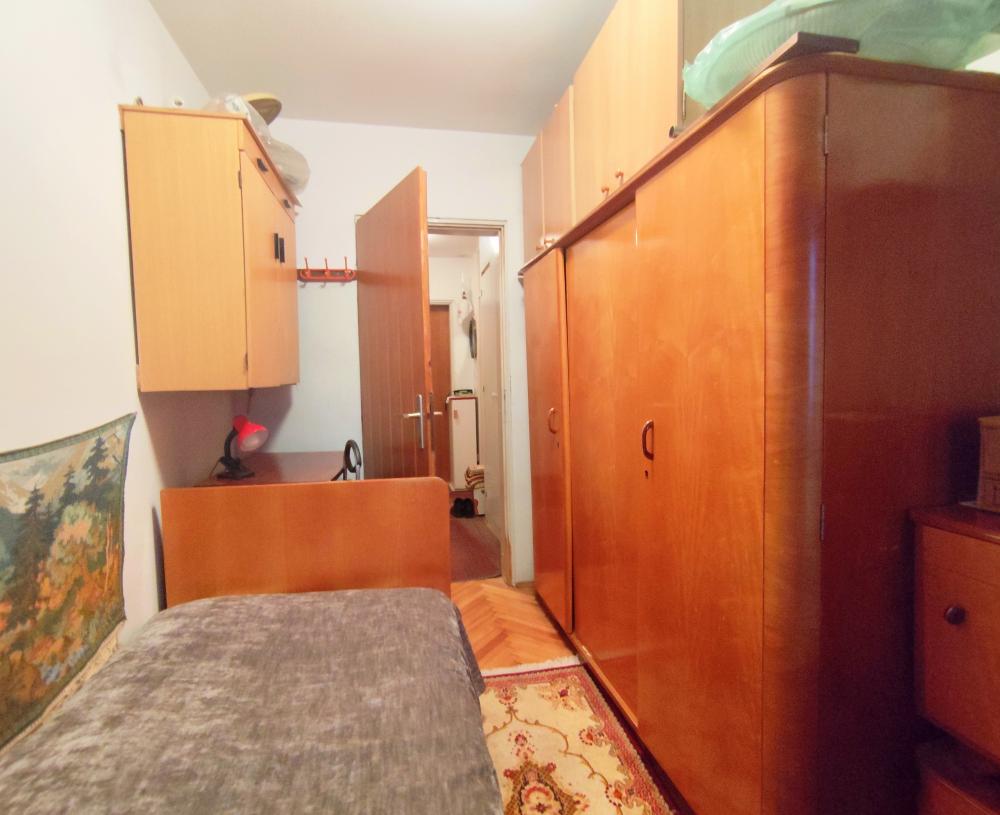 Prodaja 1.5 stan-Cerak ID#2503