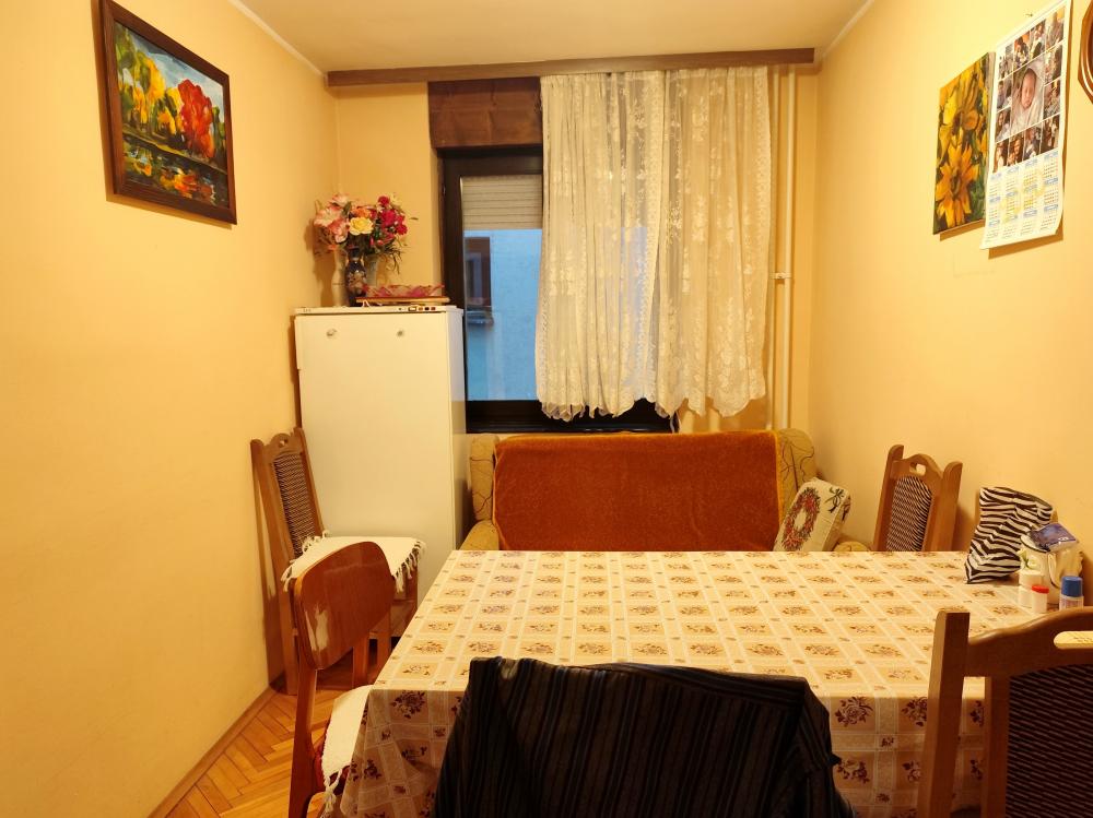 Prodaja 1.5 stan-Cerak ID#2503