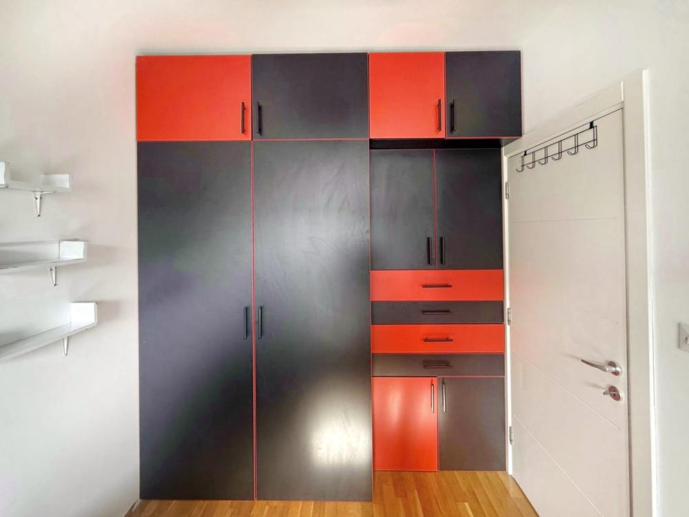 Dvosoban namešten stan|Partizanski blok|Zgrada novije gradnje ID#2526