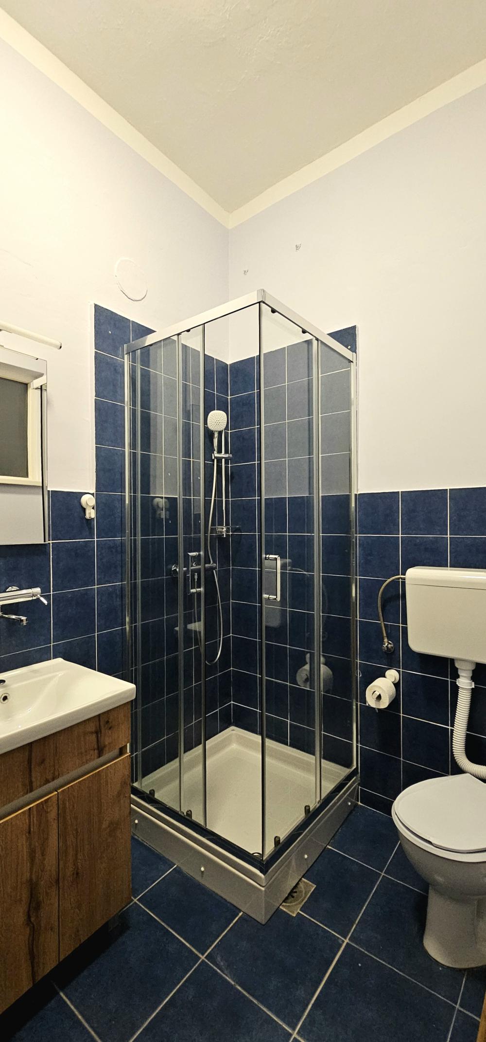 Izdaje se renoviran stan – Poštanska štedionica, Tašmajdan ID#2530