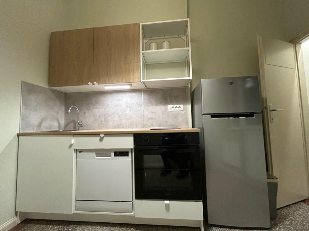 Izdaje se renoviran stan – Poštanska štedionica, Tašmajdan ID#2530