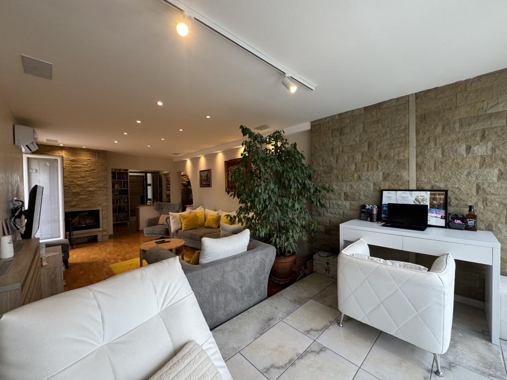 Trosoban stan 100 m² + terasa 35 m², Blok 70a ID#2532