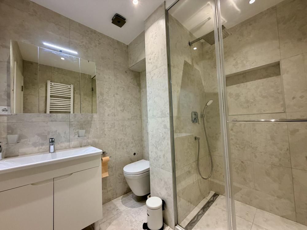 Porodičan luksuzan stan na Senjaku ID#2537