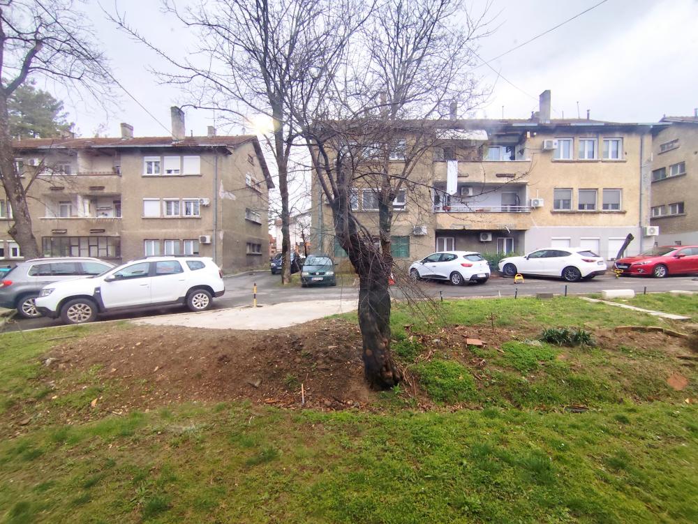 Stan- poslovni prostor+parking mesto, Banovo Brdo-Lješka ID#2553