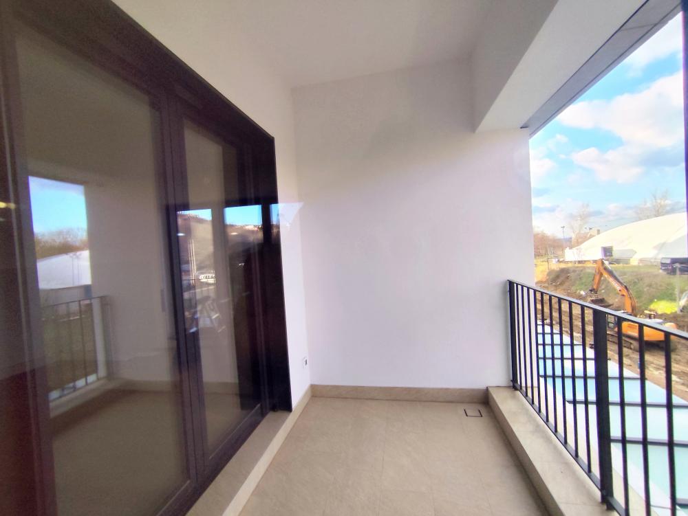 Banovo brdo rezidence, neuseljavan stan sa garažom-850e ID#2563