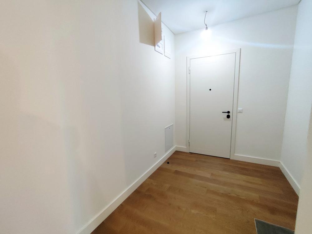 Banovo brdo rezidence, neuseljavan stan sa garažom-850e ID#2563