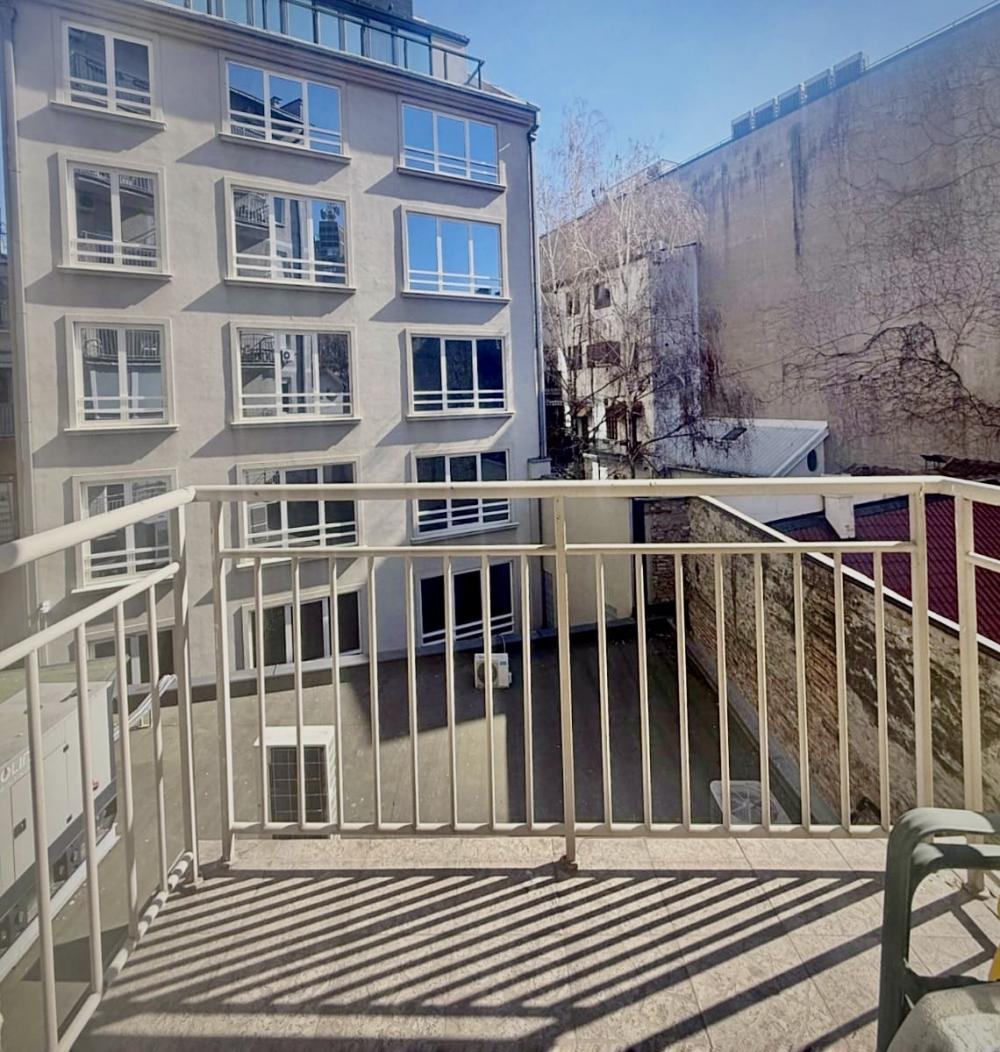 Mir i tišina u srcu Bulevara – renoviran, komforan, dvorišno orijentisan ID#2565