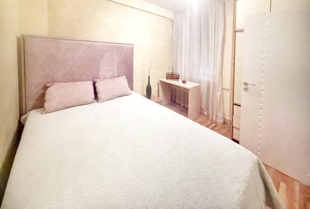 Mir i tišina u srcu Bulevara – renoviran, komforan, dvorišno orijentisan ID#2565