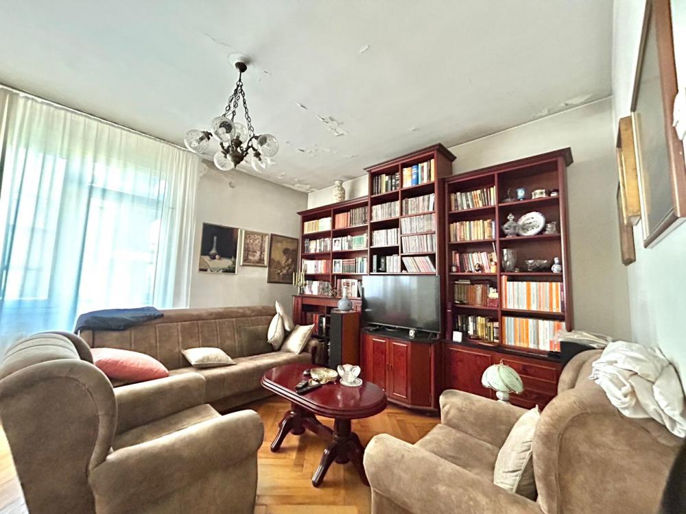 Vračar Mileševska-57m2 uknjiženo+terase-za renoviranje ID#2568