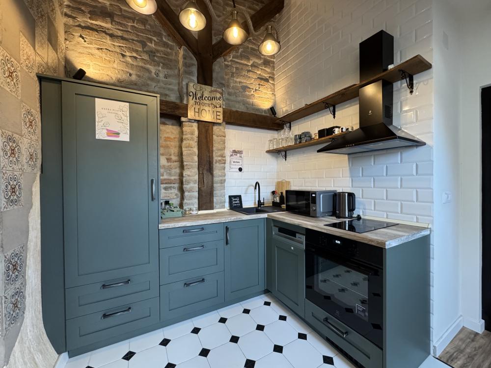 Moderan dizajnerski stan – Glavna, Zemun ID#2570