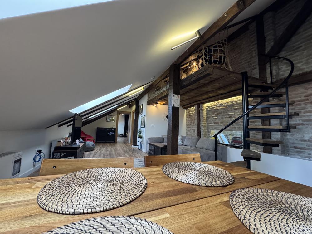 Moderan dizajnerski stan – Glavna, Zemun ID#2570