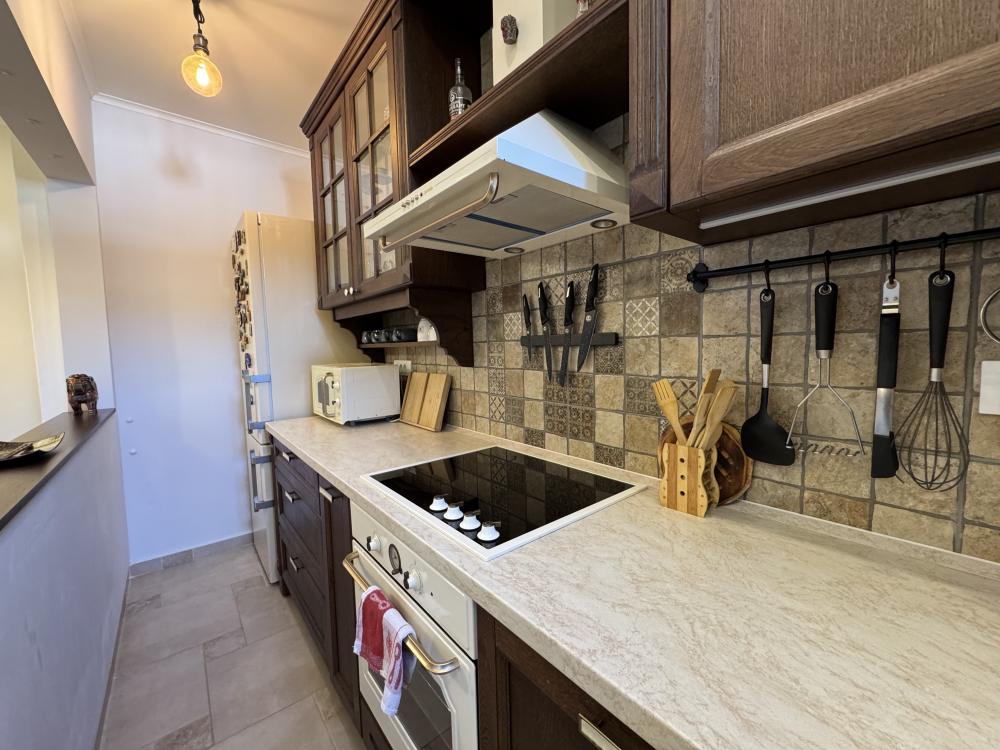 Glavna ulica – 75m2 + terasa 14m2 ispred stana, parking ID#2572